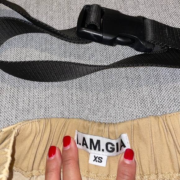 I am Gia Harper short - Picture 5 of 6